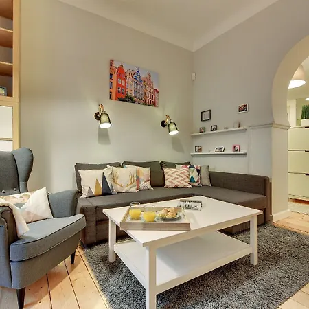 Grand - Monte Cassino Blanco 公寓 *